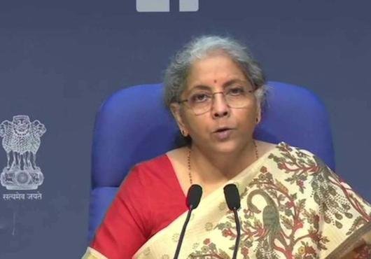 वित्त मंत्री निर्मला सीतारमण की घोषणा, कोरोना प्रभावित सेक्टर के लिए 1.1 लाख करोड़ की लोन गारंटी का एलान