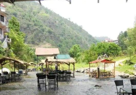 सोलन: जिला प्रशासन ने अश्वनी खड्ड व आसपास के क्षेत्रों में लागू की धारा-144