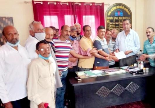  कुनिहार:- जिला नम्बरदार यूनियन संघ की बैठक   