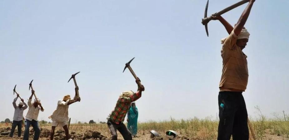 act will be made in himachal to guarantee employment to urban poor