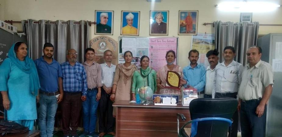 रक्कड़: कूहना स्कूल में राष्ट्रनिर्माता शिक्षक समारोह का हुआ आयोजन